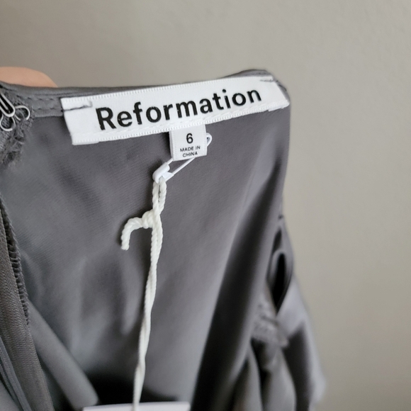 Reformation Casette Silk Dress in Shale size 6 NWT - Picture 8 of 11